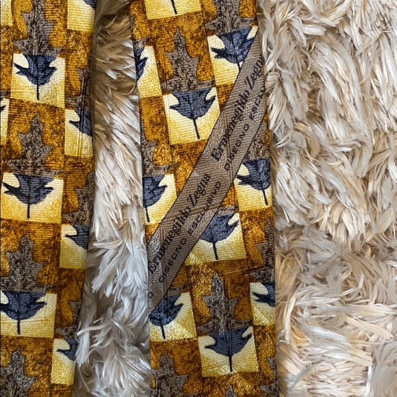 Ermenegildo Zegna Silk Tie - Picture 3 of 7